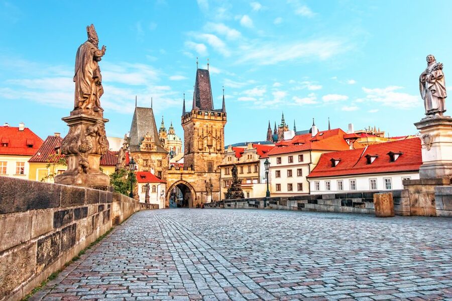 Prague Castle & Castle District: 2-Hour Guided Tour - Start at Charles Bridge, then hop the tram to Lesser Town