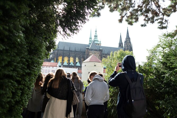 Prague: Castle Entry Ticket with Guide and River Cruise - The guide experience: humor, pace, and real story-telling