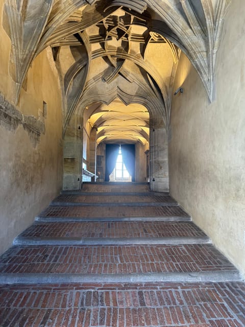 Prague Castle Interiors & Changing of the Guard-Small group - Old Royal Palace: Vladislav Hall and the Defenestration Window