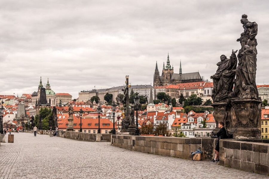 Prague: Castle, National Museum & Town Hall Tickets & Audio - Key points at a glance