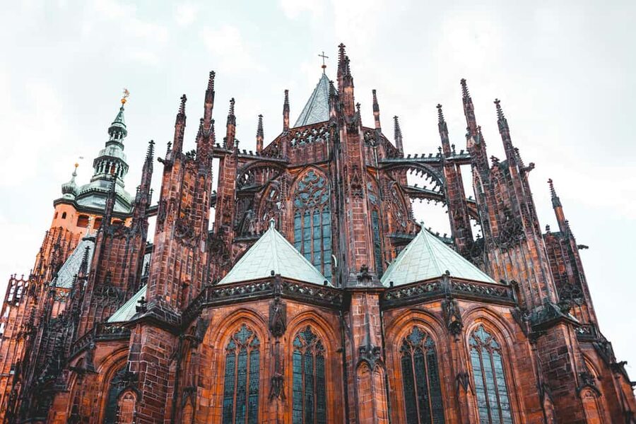 Prague Castle, St. Vitus Cathedral, Royal Palace, St. George's Basilica - Prague Castle grounds and those world-record views