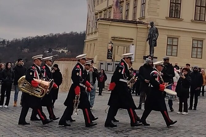 Prague Castle Tour - Key points that make this Prague Castle route work