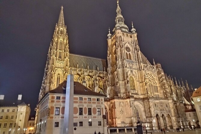 Prague Castle Tour - Strahov Monastery and Loreto shrine stops