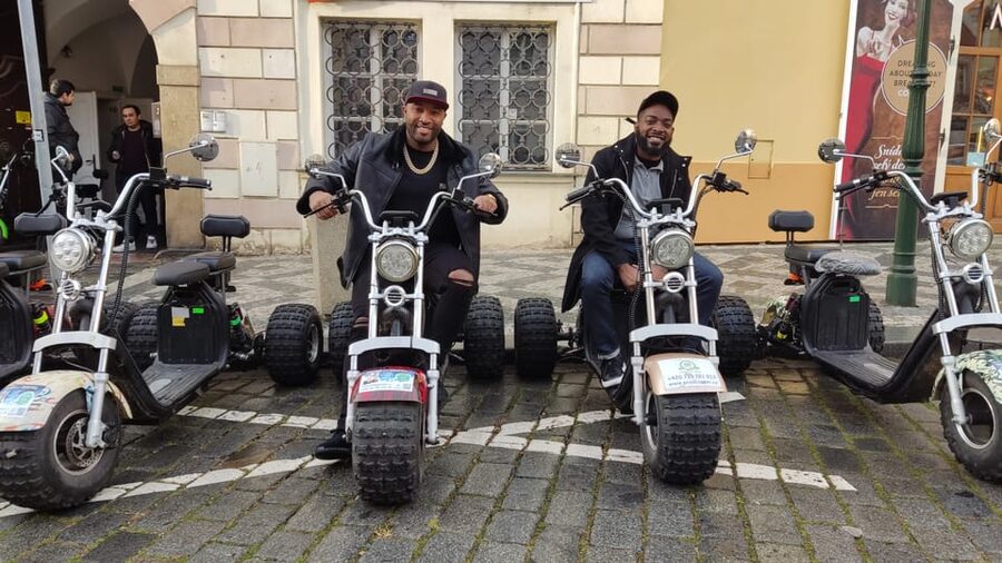 Prague: Castle Viewpoints & Charles Bridge Trike Tour - Up to the Castle District: Prague Castle and Crawling Babies