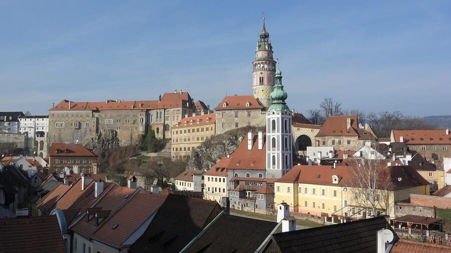 Prague: Cesky Krumlov Private Day Tour - The Prague pickup and the drive in an air-conditioned car