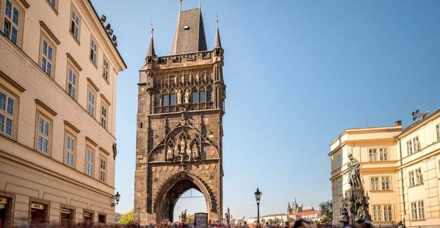 Prague: Charles Bridge Towers Combined Entry Ticket - Old Town Bridge Tower, Karlův most: the 138-steps viewpoint