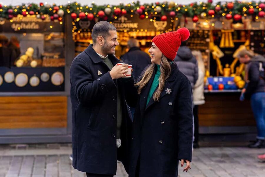 Prague: Christmas/Easter Markets Tour with Photoshoot - Svarak and Pernik: The Tasting That Warms You Up Fast