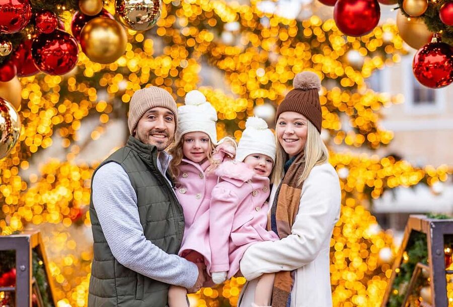 Prague: Christmas/Easter Markets Tour with Photoshoot - Leah’s Photo Talent Is the Real Secret Sauce