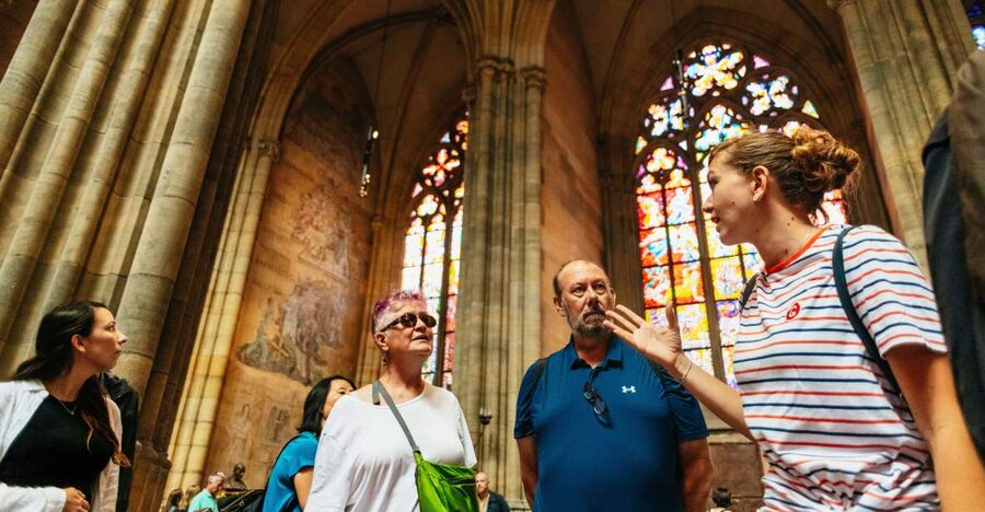 Prague: City Highlights By Bus, Boat, and on Foot - Pace, comfort, and the small things that make the day go smoothly