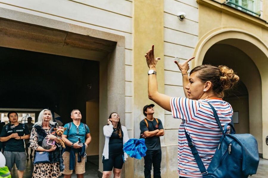 Prague: City Highlights By Bus, Boat, and on Foot - Meeting points and where the tour drops you