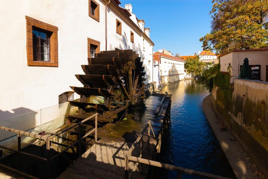Prague: City Highlights Private Walking Tour - Optional Prague Venice Canal boat trip: when it fits your day