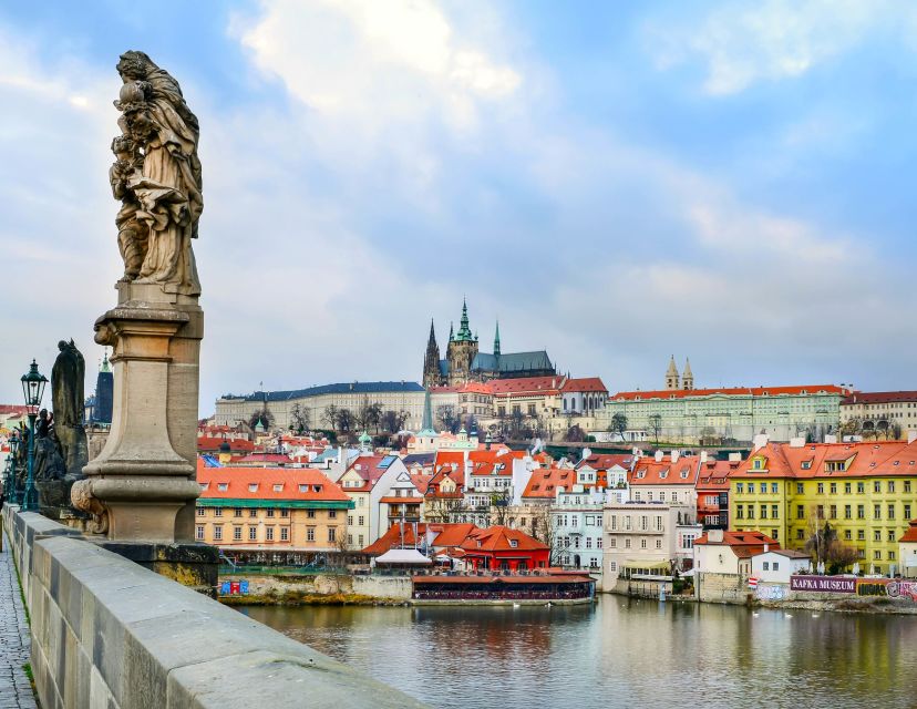 Prague: City Tour - Lesser Town Pass-By Stops and What They Mean