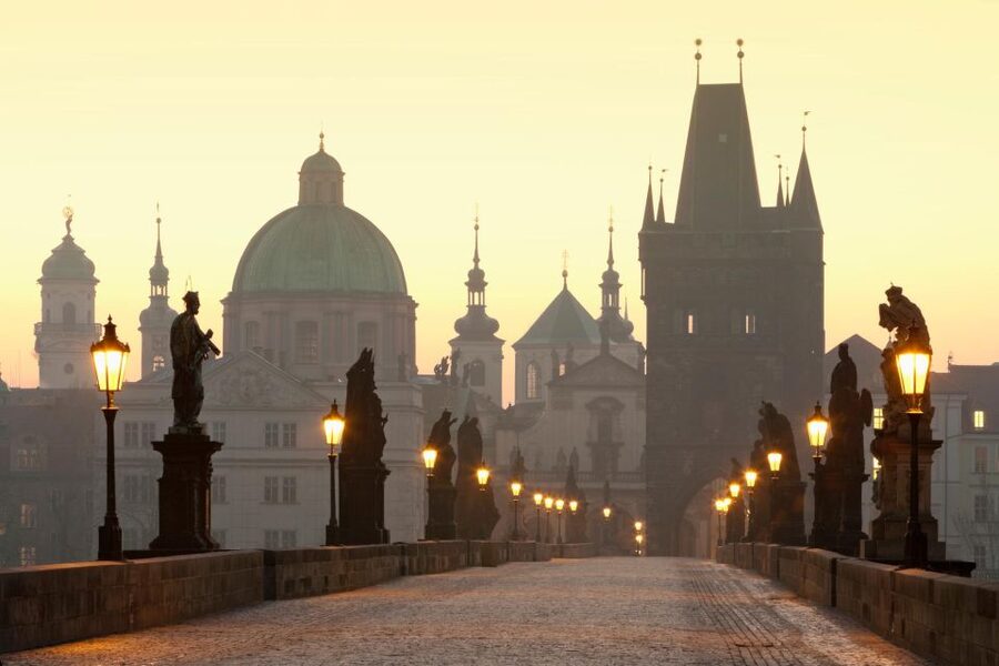 Prague: City Tour in Full - Prague Castle courtyards and St. Vitus Cathedral, 1000 years in one stop