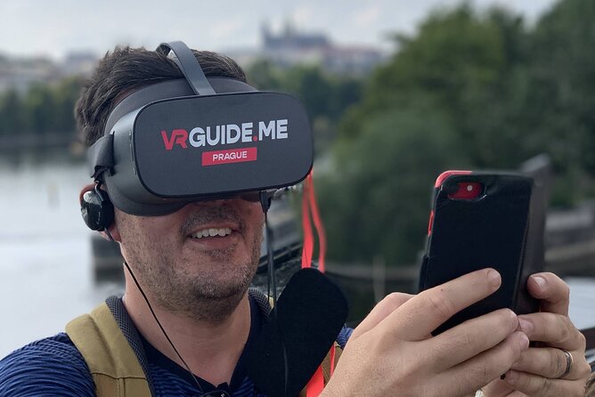 Prague City Tour with Virtual Reality - VR glasses at Old Square, including Prague in 1900