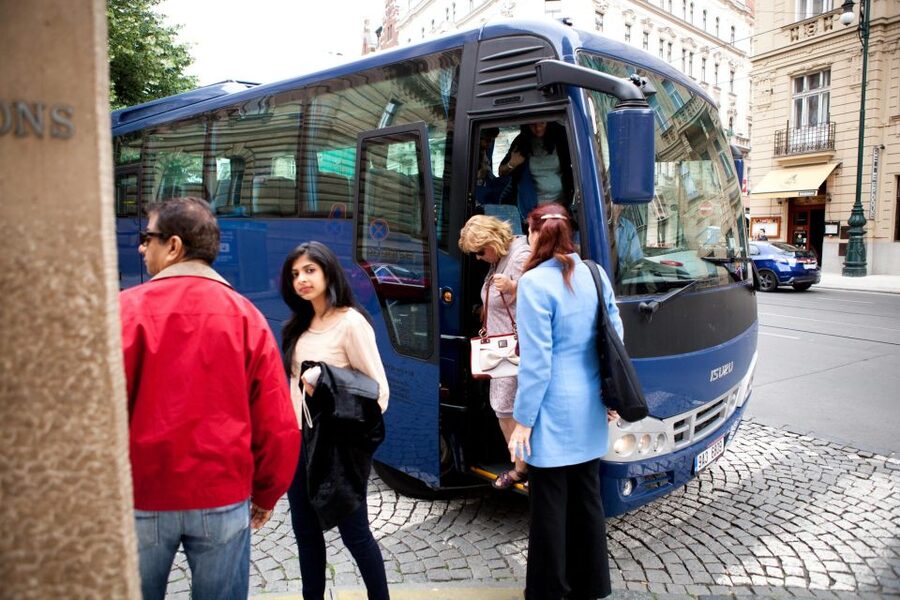 Prague City Tour with Vltava River Cruise - The minibus loop: National Theatre, Rudolfinum, and panoramic Prague Castle views