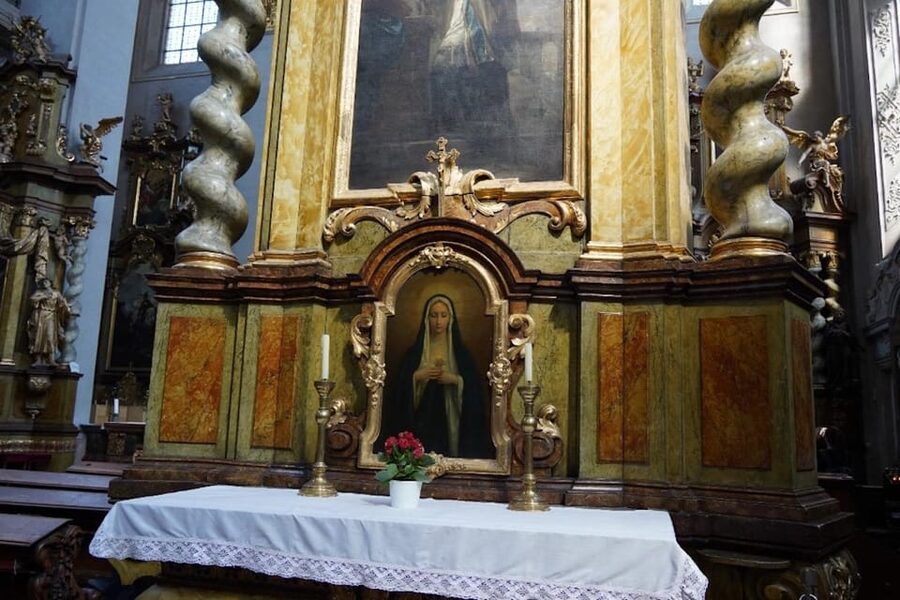 Prague: Classical Concert at St. Giles' Church - How to pair it with Old Town Prague without getting worn out