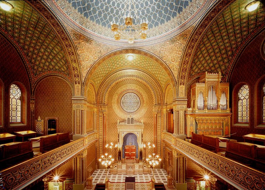 Prague: Classical Concert in the Spanish Synagogue - Inside the Hall: What the 1-Hour Format Feels Like