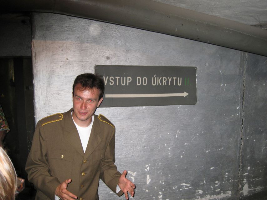 Prague: Communism History and Nuclear Bunker Guided Tour - Guides make the difference, especially when they lived it
