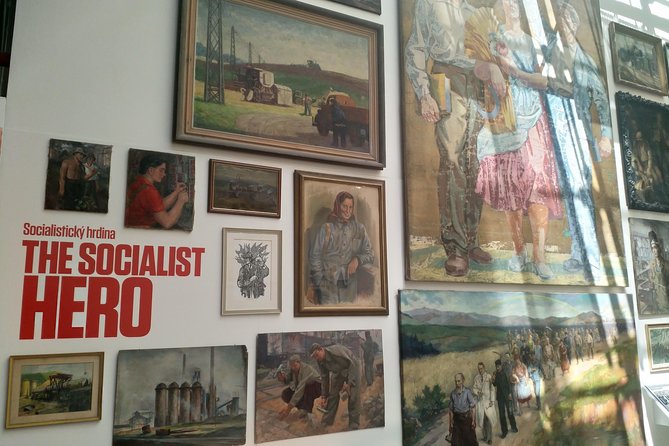 Prague Communism tour with visit of Communism museum - Jan Palach Memorial: Protest Turned Into a Warning