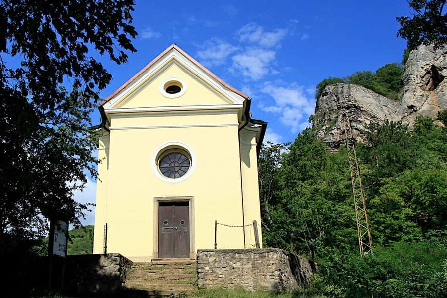 Prague: Czech Village Walking Tour with Guide - Quick Practical Tips Before You Go