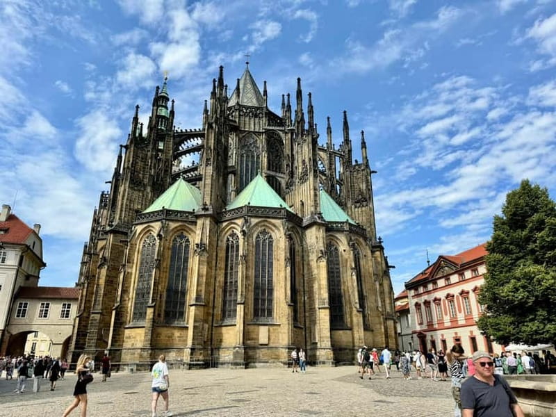Prague: Dan Brown's Secret of Secrets Top Sights Guided Walk - Comfort, walking pace, and what to bring for a winter or shoulder-season visit
