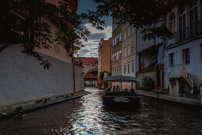 Prague Devil's Channel Cruise on Vltava River with Commentary - Key highlights to look for