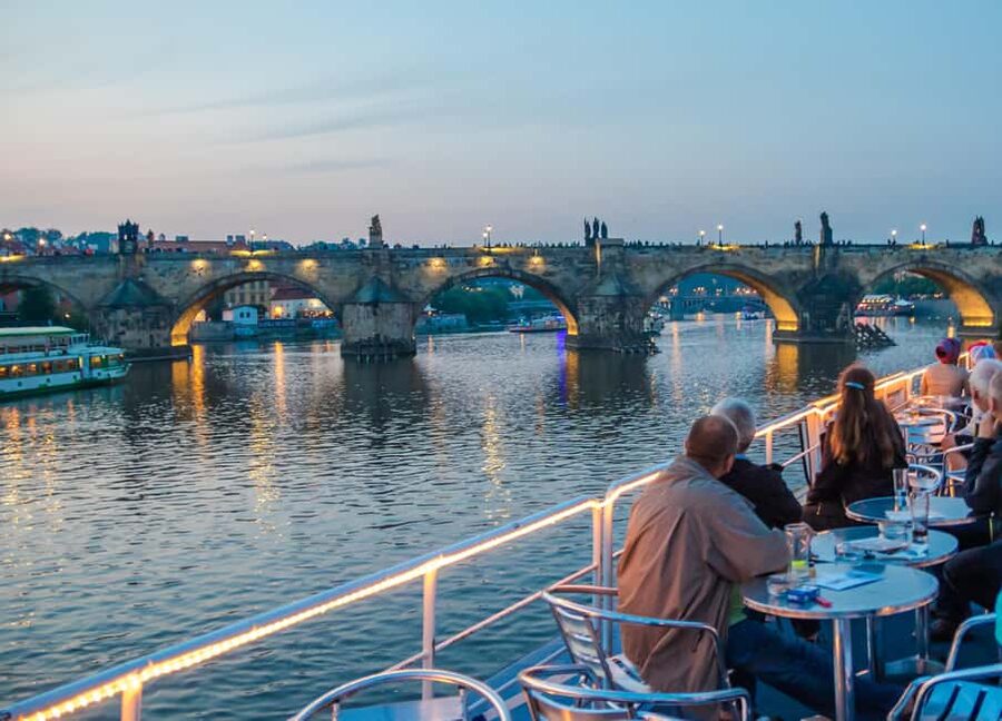 Prague: Dinner Cruise with Hotel Pickup and Drop-off - Why a Prague night dinner cruise feels like a smart first move
