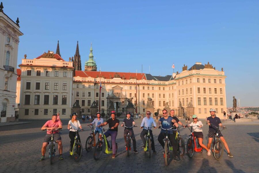 Prague: E-Bike/E-Scooter Viewpoint Tour - Practical tips before you go (so the tour feels fun, not stressful)