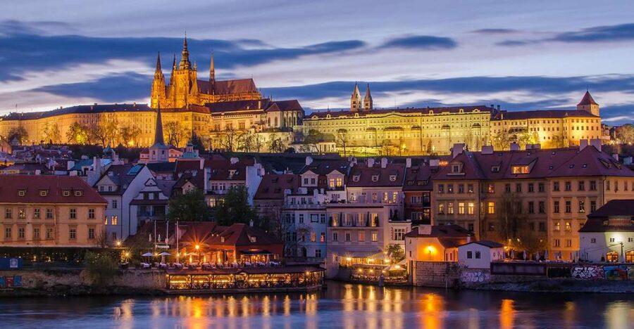 Prague: Evening Photography Tour by Car - Letna Park at the start: bridge views with classic night framing