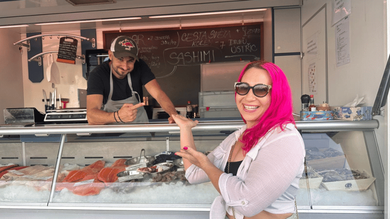Prague: Farmers Market and Brunch Class with Celebrity Chef - Walking From the River Promenade to Mariko’s Castle-View Home