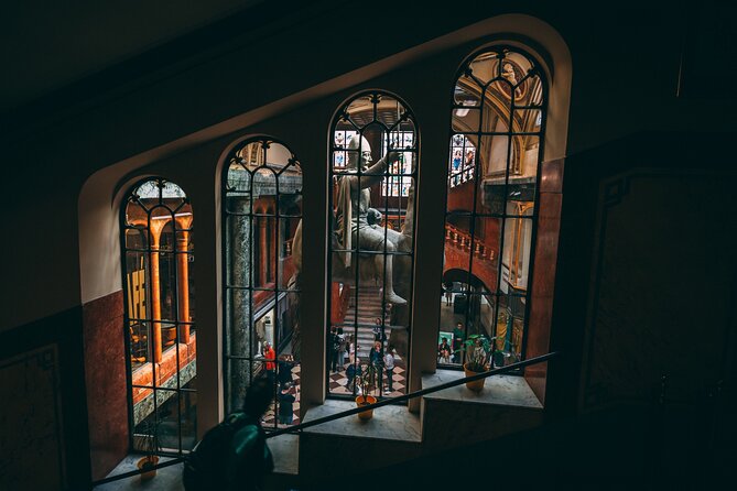 Prague Full-Day City Walking Tour and Petrin Tower - Prague Castle and St. Vitus Cathedral: iconic, but paced for sanity