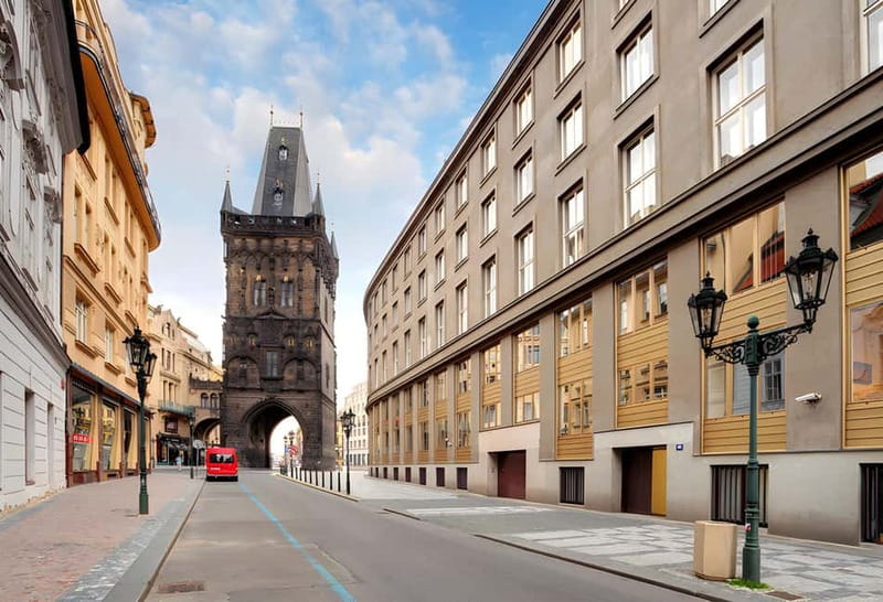 Prague: Full-Day Guided Tour of Prague in a Small-Group - Charles Bridge sculptures and walking toward Kampa Island