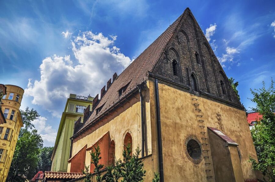 Prague: Full-Day Tour with Lunch and River Boat Cruise - The Czech Lunch Break That Keeps the Day Comfortable