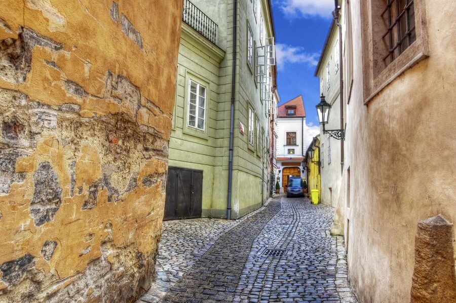 Prague: Full-Day Tour with Lunch and River Boat Cruise - Up the Hill by Tram to Prague Castle Courtyards and Viewpoints