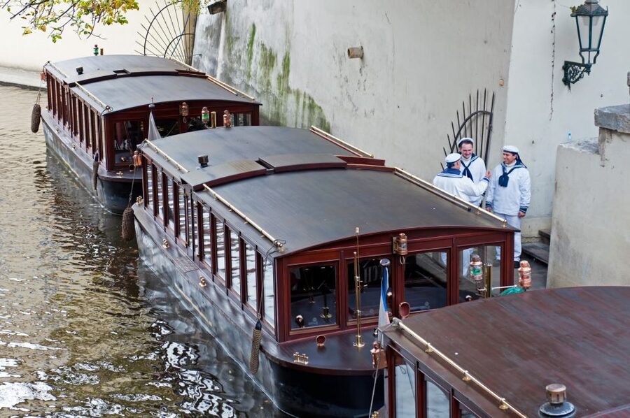 Prague: Full-Day Tour with Lunch and River Boat Cruise - Price, Value, and What $199 Actually Buys You in a Short Time