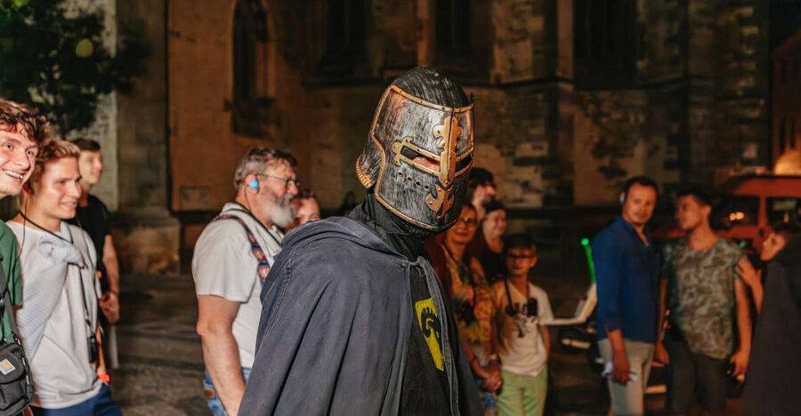 Prague: Ghost Walking Tour Where Legends Come To Life - Mariánské náměstí: When the Legends Feel Close to the Ground