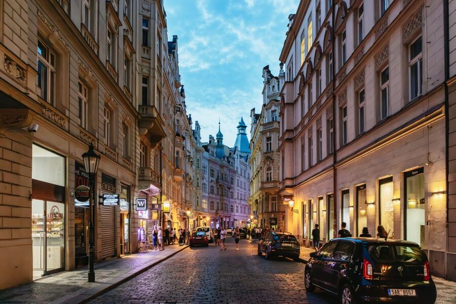 Prague: Ghost Walking Tour Where Legends Come To Life - The Astronomical Clock Skeleton Stop: A Big Story Moment