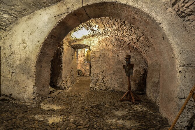 Prague Ghosts, Legends, Medieval Underground and Dungeon Tour - Prague Underground: Plague Doctor Scenes and an Alchemy Laboratory