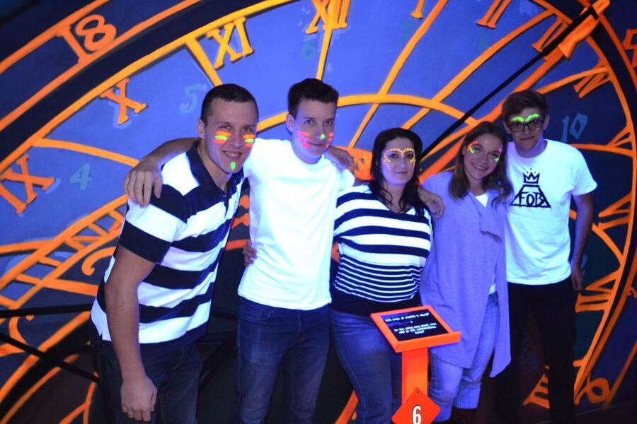 Prague: Glow Golf Mini Golf Game by UV Light - Turning It Into an Hour and a Half (or More) With Table Games