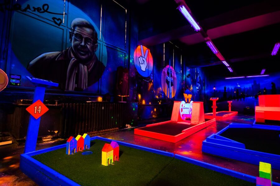 Prague: Glow Golf Mini Golf Game by UV Light - Location, Timing, and How to Fit It Into Your Prague Day