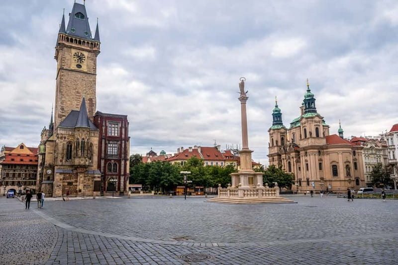 Prague Grand 2,5 hour + 2 hour exterior walking tour - St Vitus Cathedral, Then the Jewish Town Shift