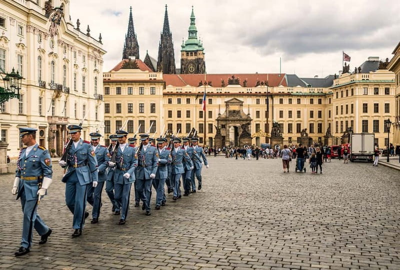 Prague Grand 2,5 hour + 2 hour exterior walking tour - What the Guided Storytelling Actually Feels Like