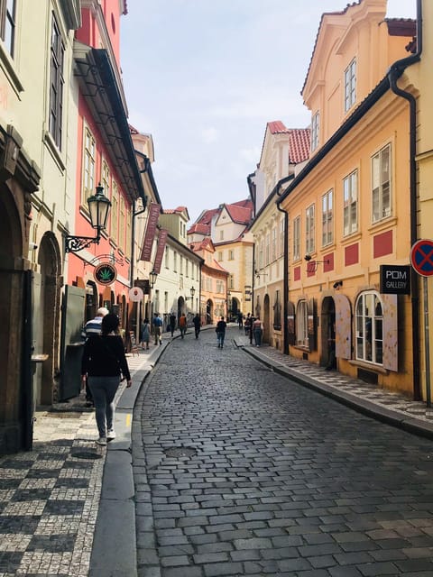 Prague: Highlights of Prague Private Half-Day Tour by Car - Entering Prague Castle: Old Royal Palace and St. Vitus Cathedral