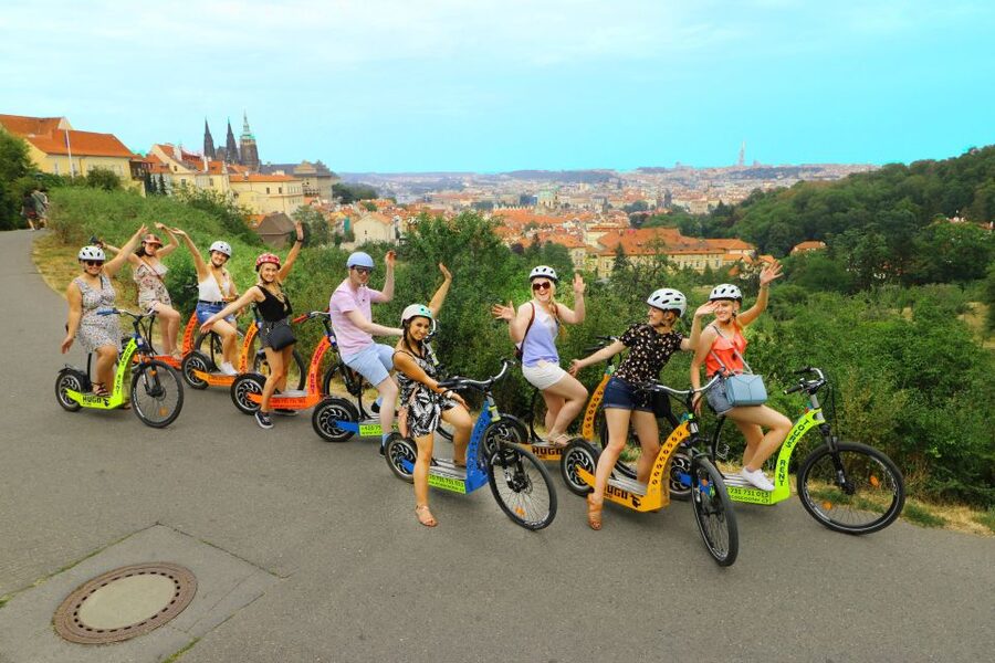 Prague: Highlights Tour on e-Scooter or eBike - Giant Metronome to Prag Aussichtspunkt: the viewpoint chain that keeps the day from tiring