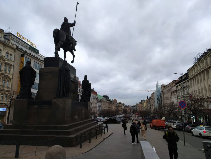 Prague: Historical Walking Tour with Focus on World War 2 - Should you book this Spectrum Tours WWII walking tour?