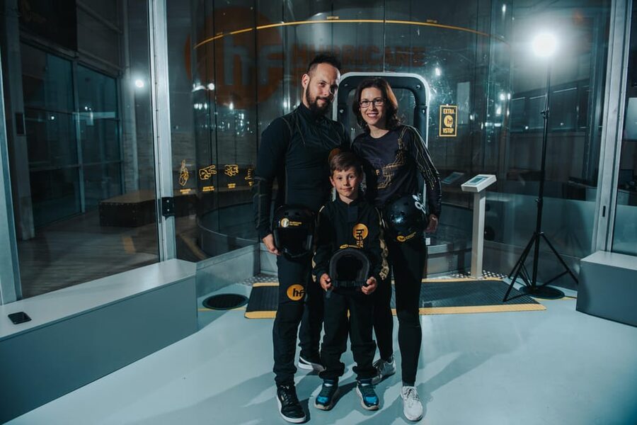 Prague: Hurricane Factory Indoor Skydiving Experience - What flying feels like, and how to enjoy it safely