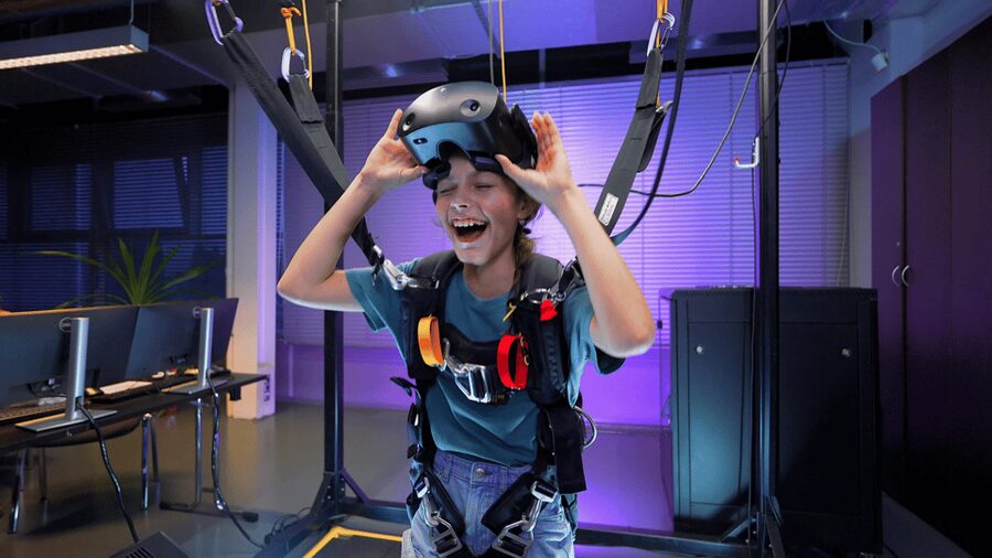 Prague: Hurricane Factory Parachute Jump VR Simulator - Your VR parachute jump experience: training scenarios, not just thrills