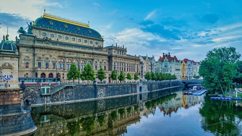 Prague: Iconic cafés early bird morning food tour. - What You Actually Eat and Drink (and Why It’s Good Planning)