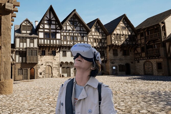 Prague Immersive Tour: Travel back in time with virtual reality - Meeting at Numinos and How the Session Flows