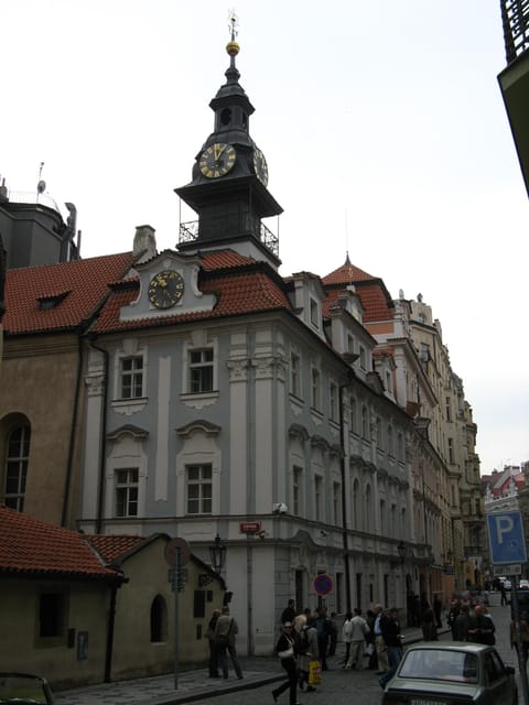 Prague: Jewish Quarter and Museum Guided Tour - Pinkas Synagogue and Other Stops That Keep the Loop Coherent
